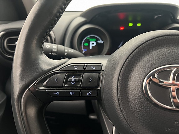 Toyota Yaris 13 of 27