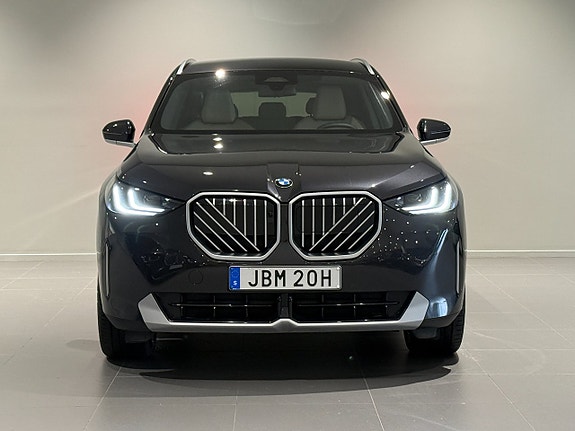 BMW X3 2 of 5