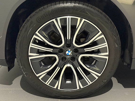 BMW X3 5 of 5