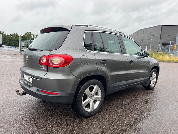 Volkswagen Tiguan 6 of 21