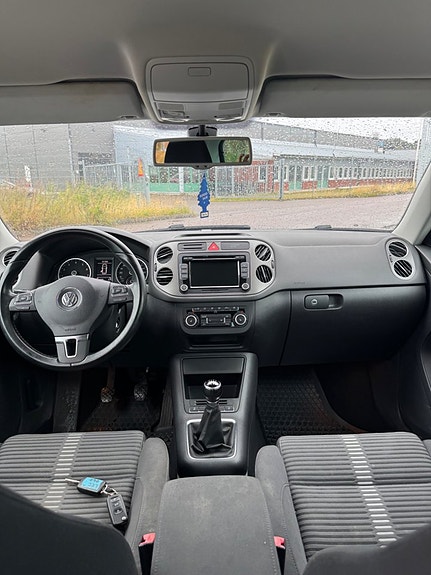 Volkswagen Tiguan 17 of 21