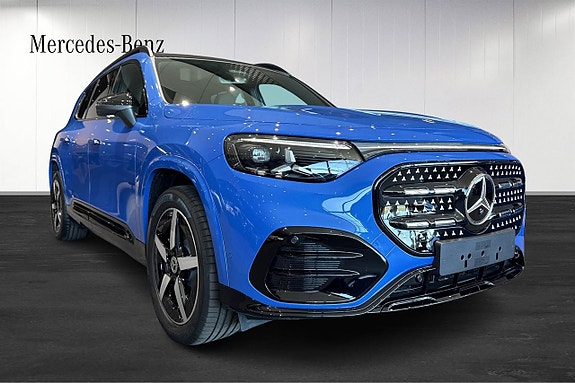 Mercedes-Benz GLB350 2 of 5