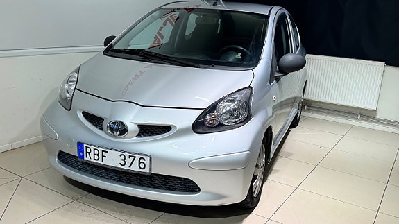 Toyota Aygo 4 of 13