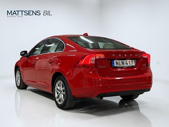 Volvo S60 15 of 19