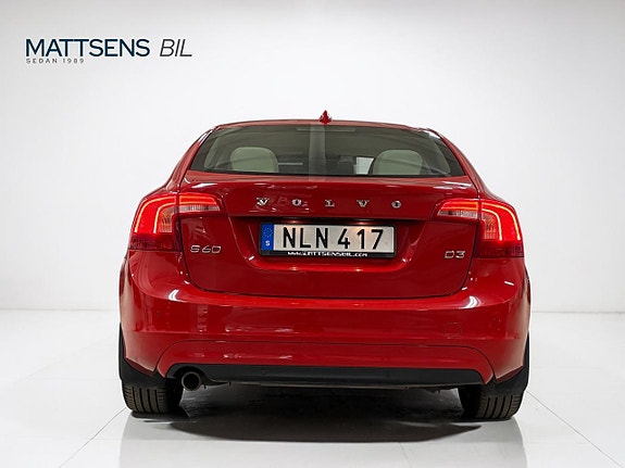 Volvo S60 13 of 19
