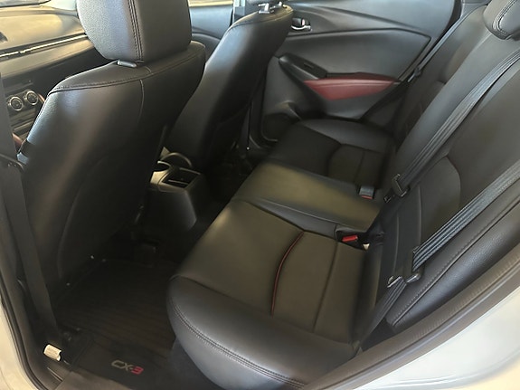 Mazda CX-3 10 of 12