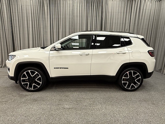 Jeep Compass 2 of 14