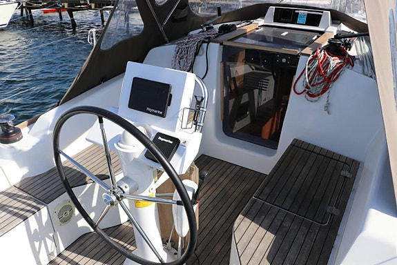 Jeanneau Sun Odyssey 319 4 of 5