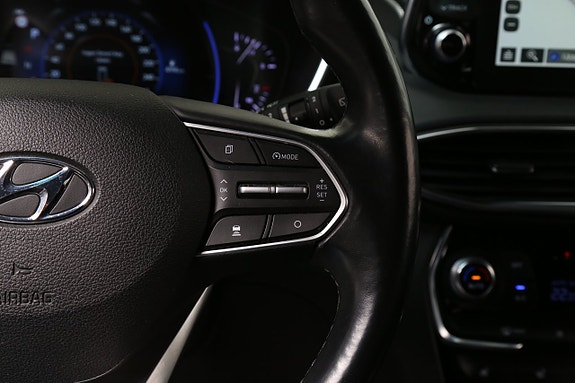 Hyundai Santa Fe 30 of 30