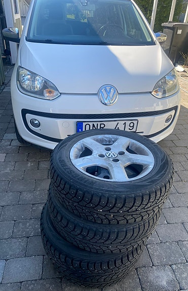 Volkswagen UP! 8 of 8