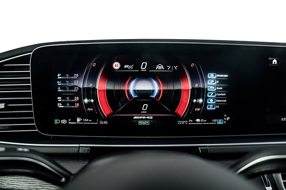 Mercedes-Benz GLE53 17 of 30