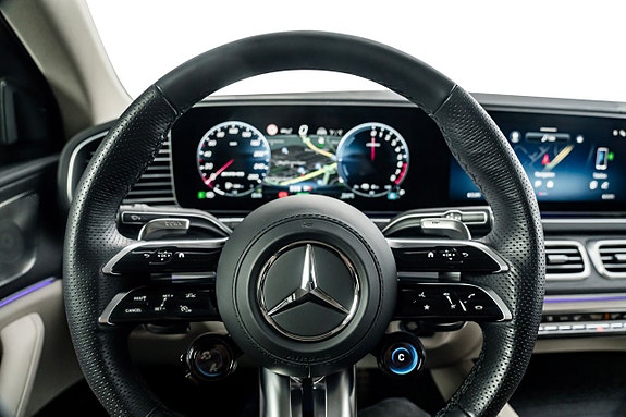 Mercedes-Benz GLE53 15 of 30