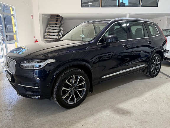 Volvo XC90 4 of 13