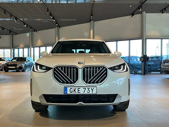 BMW X3 2 of 5