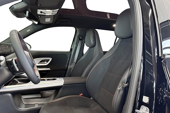 Mercedes-Benz GLB250+ 6 of 12