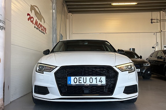 Audi A3 3 of 24