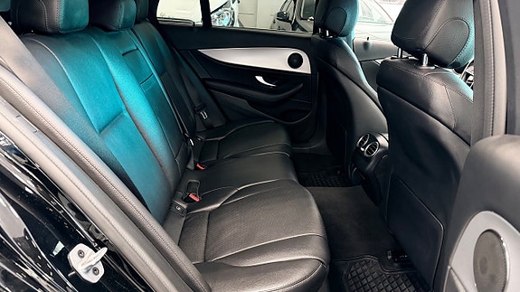 Mercedes-Benz E220 d 13 of 18