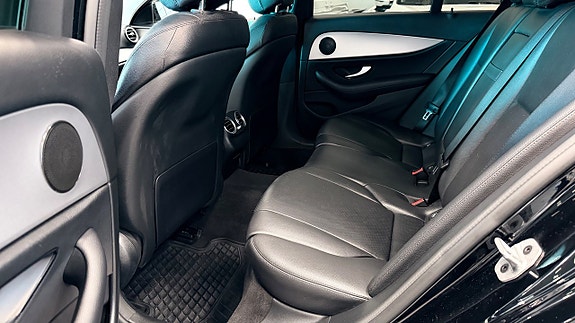 Mercedes-Benz E220 d 14 of 18