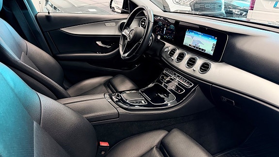 Mercedes-Benz E220 d 9 of 18