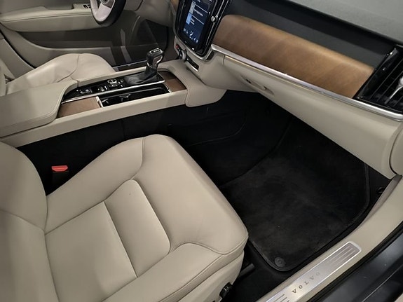 Volvo V90 10 of 10