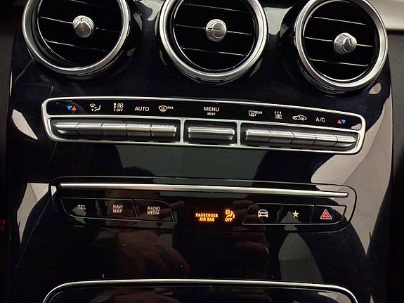 Mercedes-Benz GLC43 28 of 30