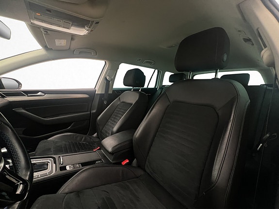 Volkswagen Passat 10 of 30