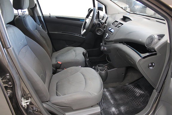 Chevrolet Spark 8 of 11