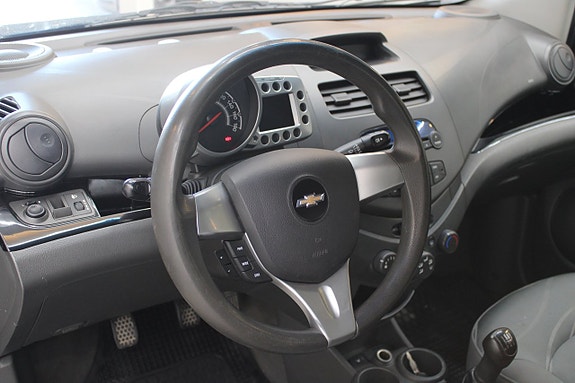 Chevrolet Spark 11 of 11