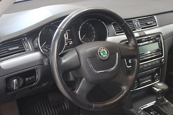 Skoda Superb 12 of 12