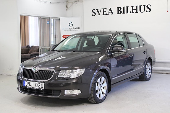 Skoda Superb 2 of 13
