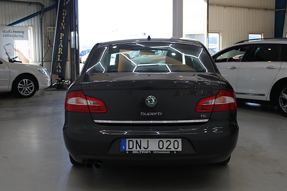 Skoda Superb 5 of 5