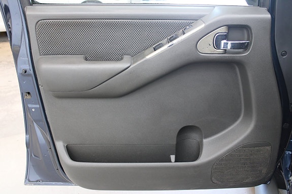 Nissan Navara 7 of 12