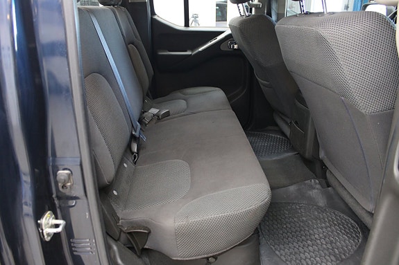 Nissan Navara 9 of 12