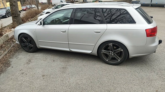 Audi S4 2 of 5