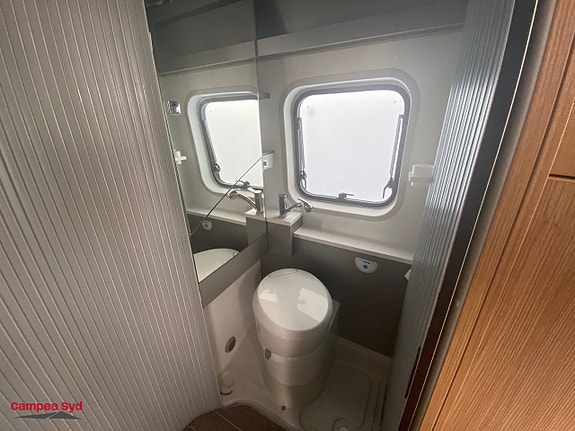 Adria TWIN 600SPT FAMILY *SUMMER SALE* 12 of 12