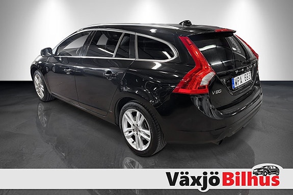 Volvo V60 4 of 12
