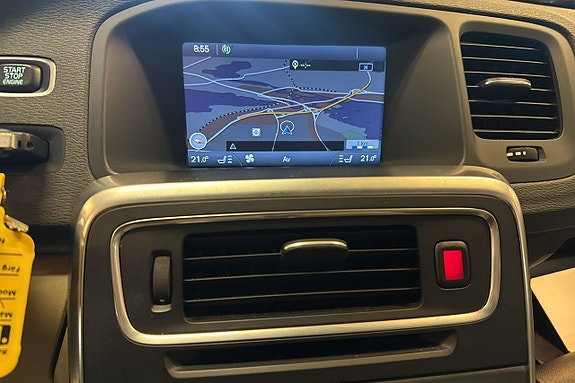 Volvo V60 11 of 12