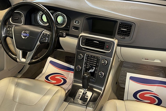 Volvo V60 9 of 12