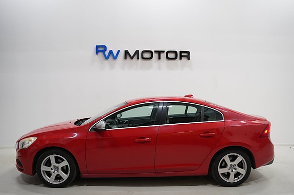 Volvo S60 3 of 5