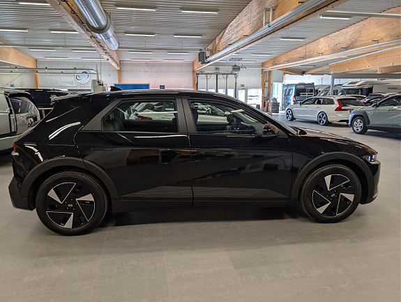 Hyundai Ioniq 5 5 of 15