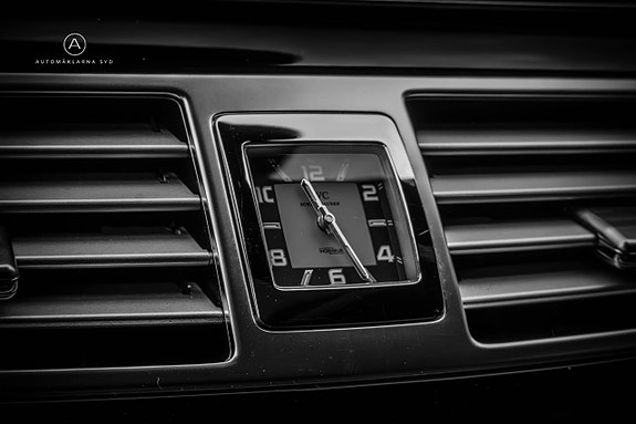 Mercedes-Benz CLS63 15 of 27