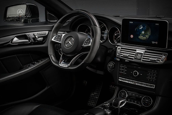 Mercedes-Benz CLS63 7 of 27