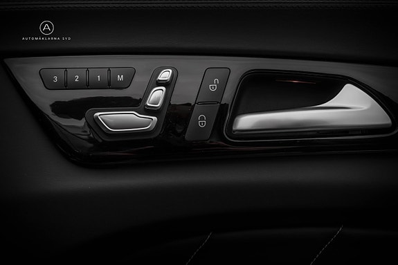 Mercedes-Benz CLS63 18 of 27