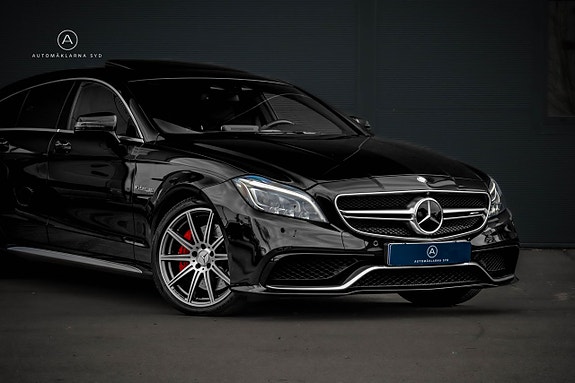 Mercedes-Benz CLS63 6 of 27