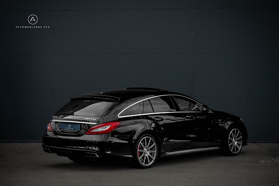 Mercedes-Benz CLS63 22 of 27