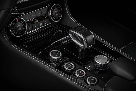 Mercedes-Benz CLS63 16 of 27