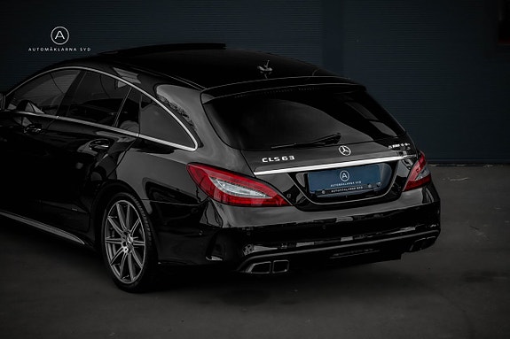 Mercedes-Benz CLS63 26 of 27