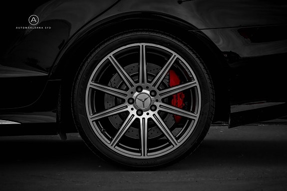 Mercedes-Benz CLS63 13 of 27