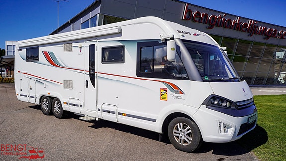 Kabe Travel Master I 910 | QB-säng | Automat | Hydrauliska stödben
