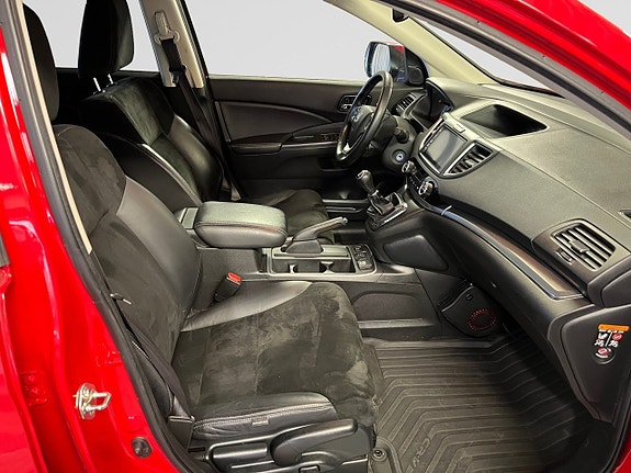 Honda CR-V 12 of 17